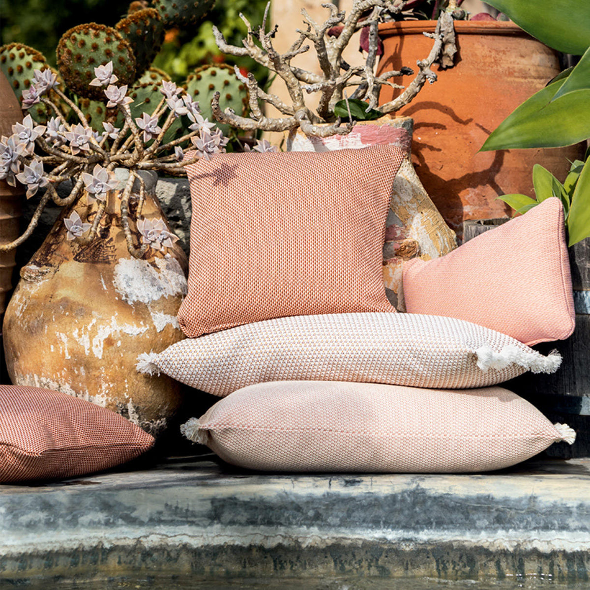 68x44 cm Trèfle cushion, outdoor cushion