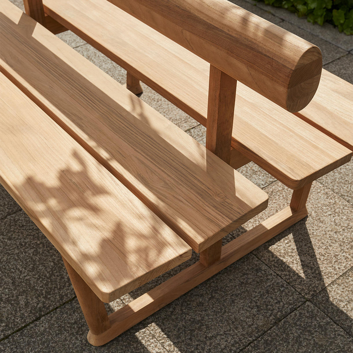 Double shop wooden bench