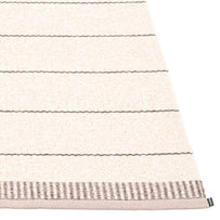 Belle Outdoor Rugs