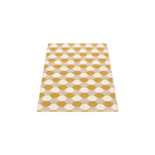 Dana Outdoor Small Rugs