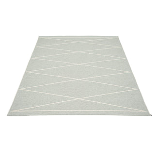 Max Outdoor Large Rugs