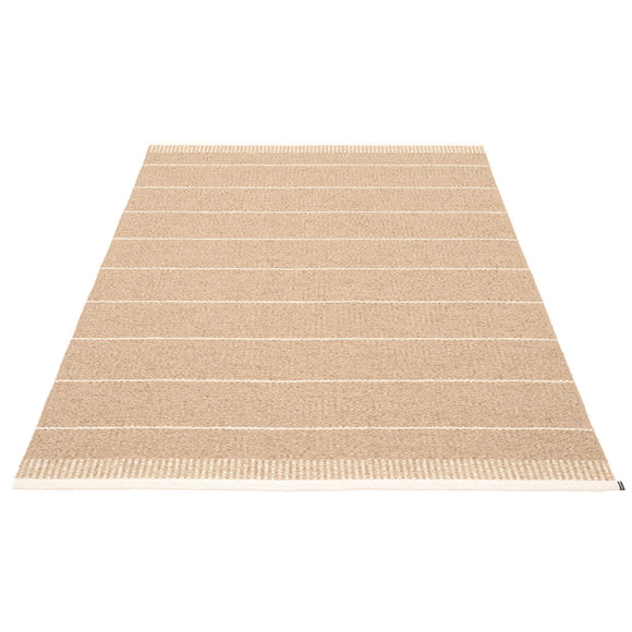 Belle Large Outdoor Rugs