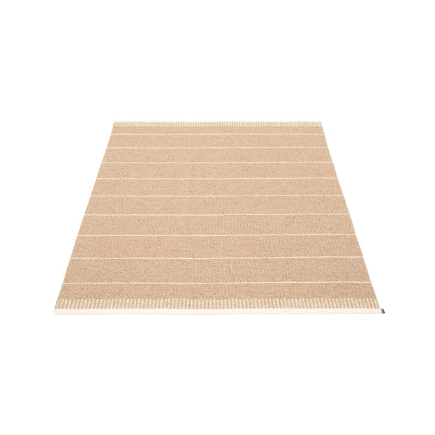 Belle Outdoor Rugs