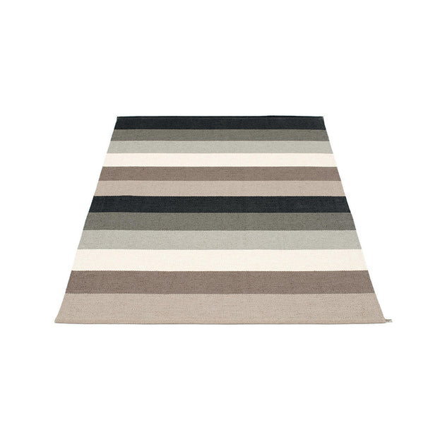 Molly Outdoor Rugs