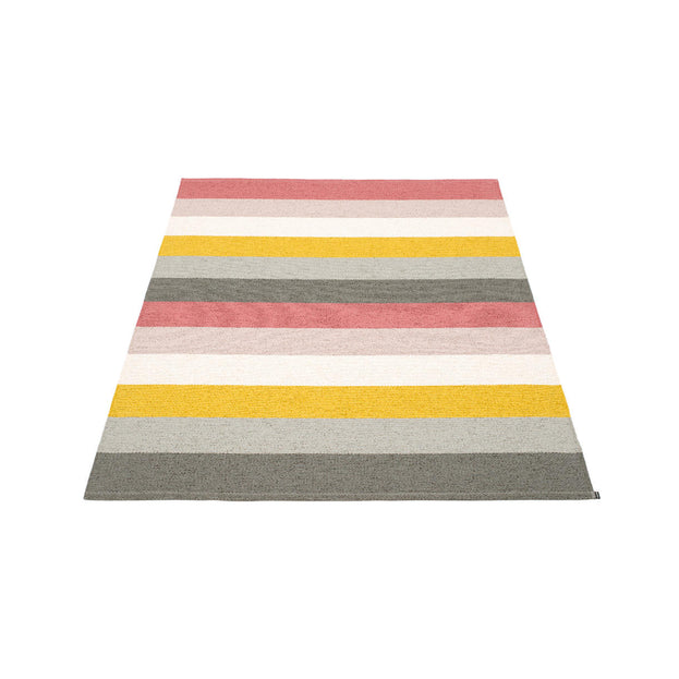 Molly Outdoor Rugs