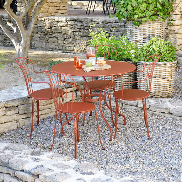 Opera+ 96cm Round Tables