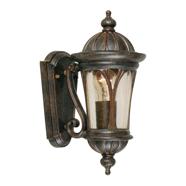 New England Outdoor Wall Lantern