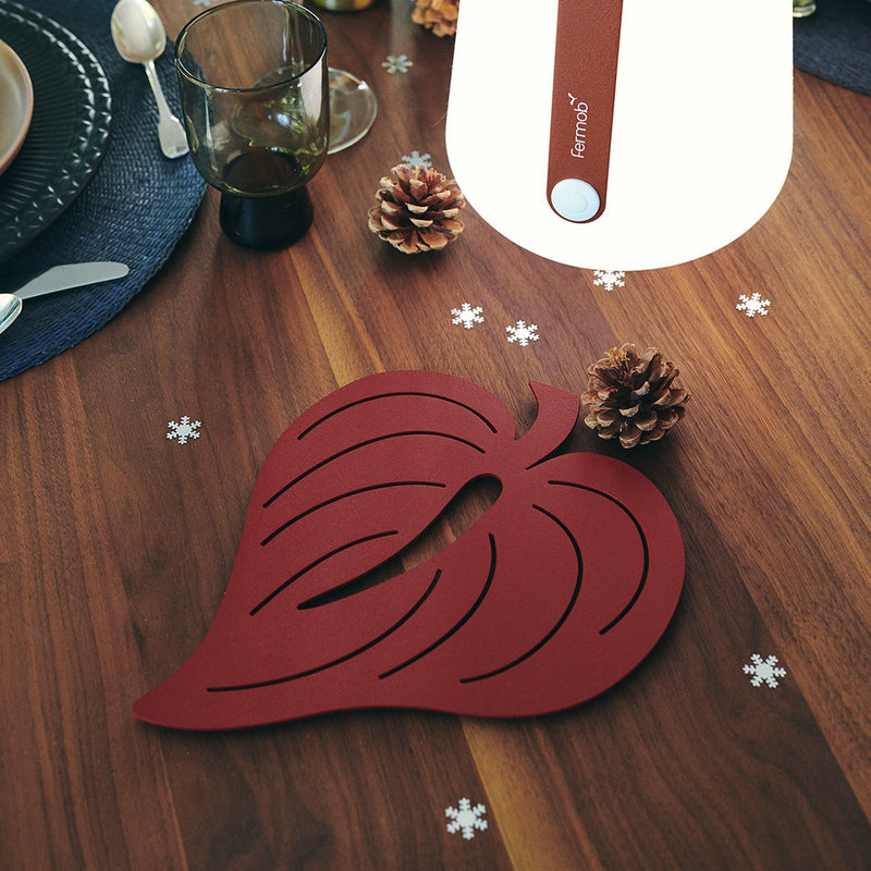 /products/lady-jane-anthurium-trivet