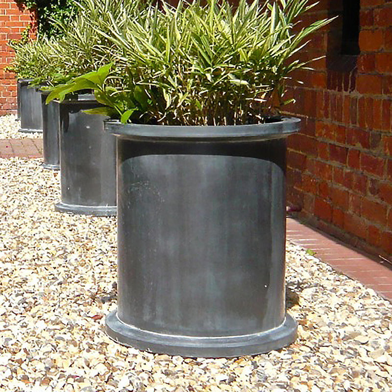 /products/grosvenor-round-planter