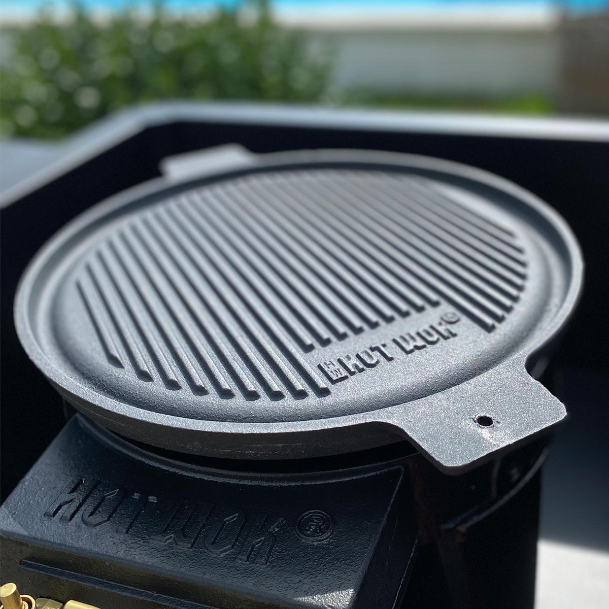 Buy Hot Wok Reversible Grill and Griddle Pan — The Worm that Turned ...