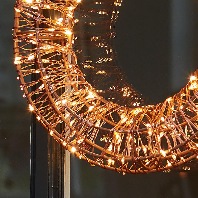 /products/constellation-led-dual-powered-wreath-25cm