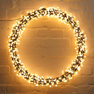 Opulent Outdoor Illuminated Berry LED Wreath (7155341033532)